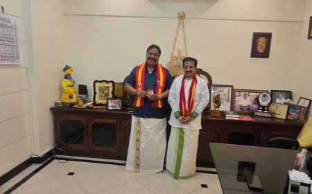 ടി വി കെ കേരള ഘടകം ഡോ. സുലൈമാൻ ബഷീറിന്റെ നേതൃത്വത്തിൽ മുൻ എഡിഎംകെ കേരള കടകം നേതാവും രാജധാനി ഗ്രൂപ്പ്‌ മാനേജിങ് ഡയറക്ടറുമായ ഡോ. ബിജു രമേശ്‌ അവർകൾ ടി വി കെ അങ്കമാകുന്നു.