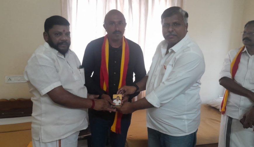 ടി വി കെ കേരള ഘടകം ഇടുക്കി എറണാകുളം ജില്ലകളിൽ നൂറിൽപരം പുതിയ പ്രവർത്തകർ അംഗത്വമെടുത്തു.